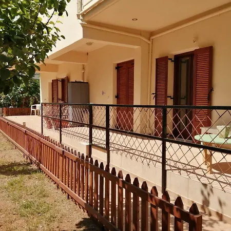 公寓 Sunny And Quiet In Chania, Sleeps 4