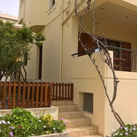 Sunny And Quiet In Chania, Sleeps 4 公寓