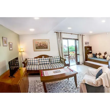 Sunny And Quiet In Chania, Sleeps 4 公寓